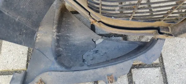 BMW F10 F11 Fram vänster skärmhus OEM Del image 3