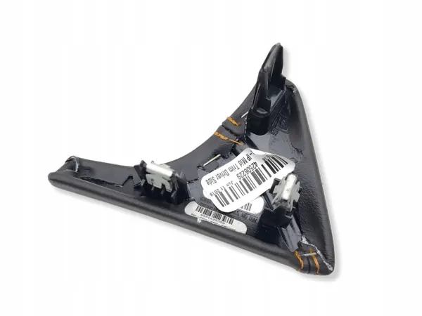 Cadre de boîte à gants Chevrolet Trax 2019 OEM 42506229 image 4