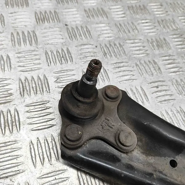 Braccio di Controllo Anteriore Destro VW Taigo 2Q0407152E image 6