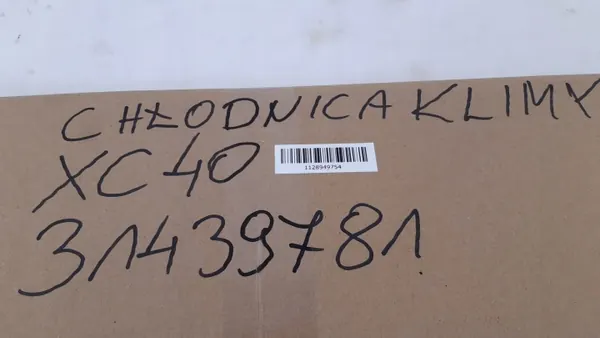 Volvo XC40 AC-condensor OEM 31439781 - Gebruikt image 9