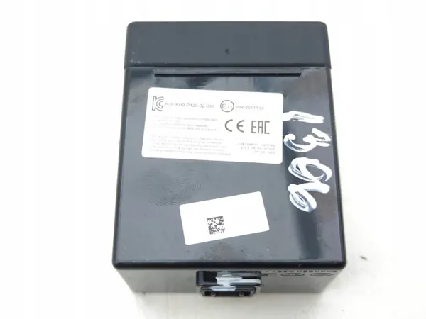 Puerto USB Hyundai Tucson OEM 96125N9500NNB - Usado image 7