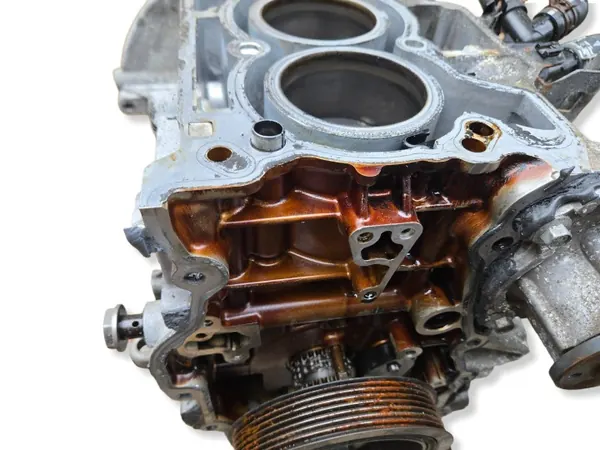 Bloque motor Renault OE 110112878R - Usado image 8
