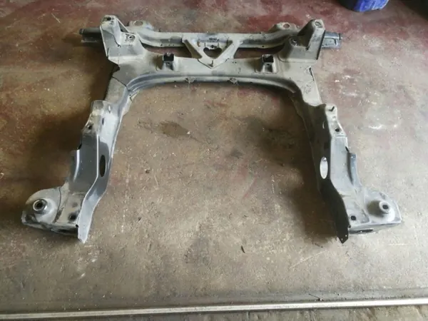 Mercedes-Benz Voorste Hulpframe OEM AMD30497 image 2