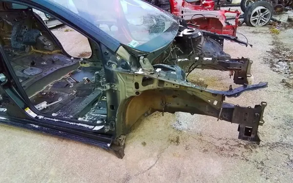 Panel lateral derecho OEM 209 para Toyota Avensis T27 image 3