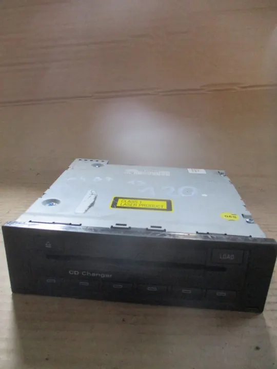 Changer 6 CD Audi A4 B7 OEM ZMIENIARKA MAGAZYN PŁYT image 2