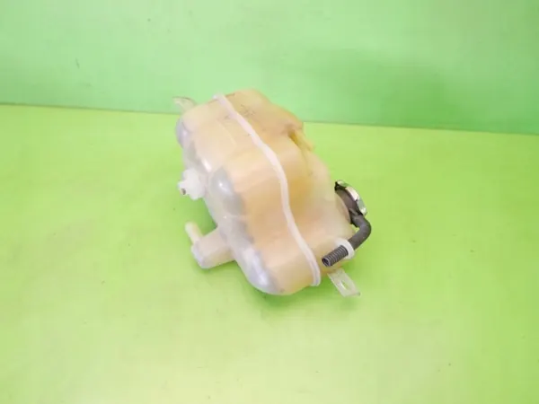 Depósito de agua OEM 68105172AA para Fiat Freemont image 10