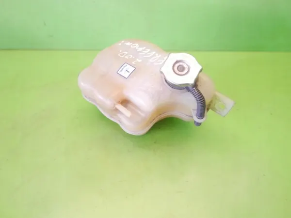Depósito de agua OEM 68105172AA para Fiat Freemont image 3