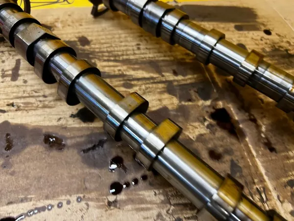 Renault 1.3 TCE Kamaxelset H5HB470 image 8