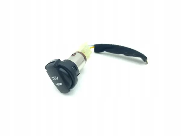Isqueiro dianteiro Hyundai i30 2023 OEM AMD190688 image 2