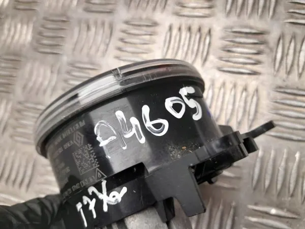 Faro Halógeno Derecho Renault Clio IV OEM 261507170R image 6