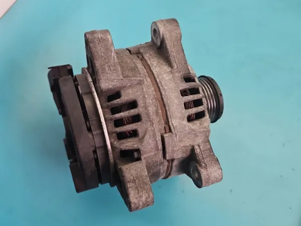 Lichtmaschine Citroen C4 I 1.6 HDI OEM 9646321880 image 3