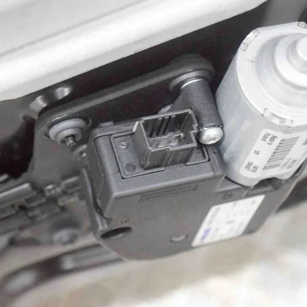 Teto solar BMW OEM 1732594A para Série 5 G30 2018 image 3