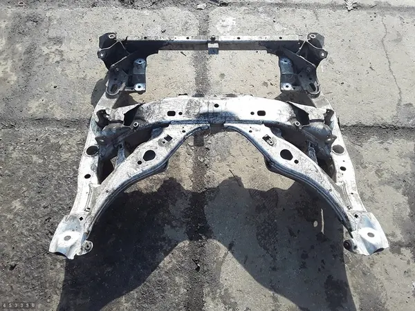 Cadre auxiliaire BMW 5 Series F10 2013 6778374 image 1