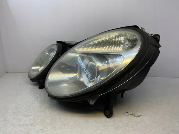 MERCEDES E-Klasse W211 H7 Linker Koplamp EU image 4