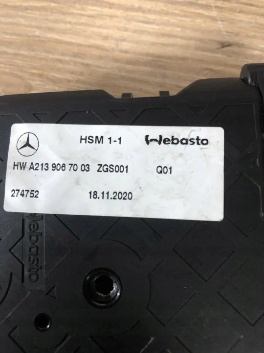 Motor de techo solar OEM A2139067003 Mercedes E W213 image 3