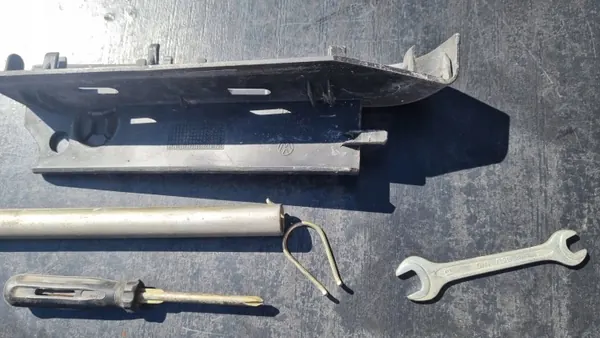 VW T4 Cric Sollevatore Kit 701012113A image 3