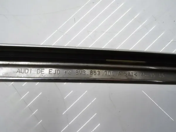 OEM 8V3853704A Höger Taktlist Krom 3-Dörrar image 4