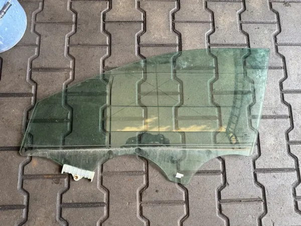 Linke Frontscheibe OEM 49646468541154 image 2
