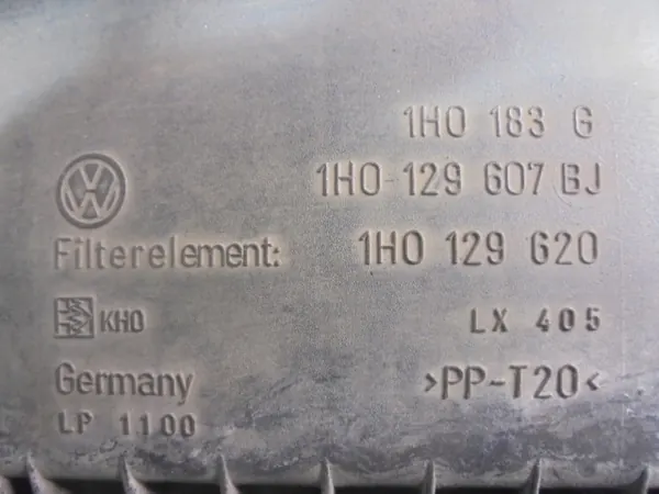 VW GOLF 3 MK3 Ilmansuodattimen Kotelo 1H0129607BJ image 3