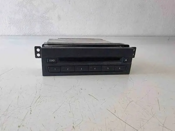 Mudador CD BMW X5 E70 OEM 9125237 - Usado image 2