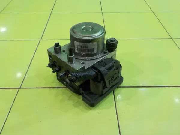 Nissan ABS-Pumpe OEM 476601KK0B - Gebraucht image 2