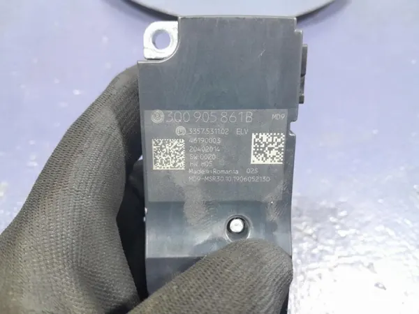Bloqueo de columna dirección Skoda Superb III OEM 3Q0905861B image 4