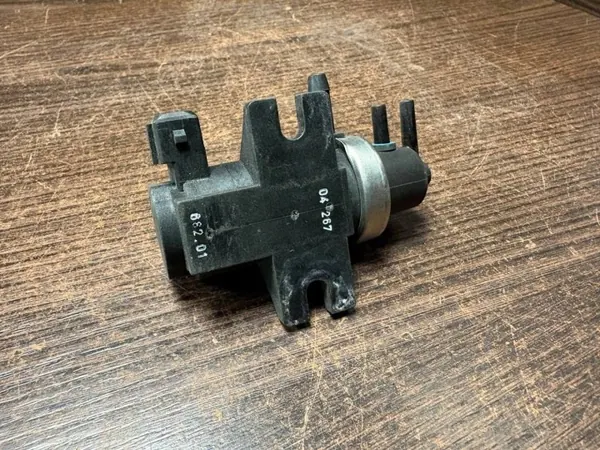 Soupape à vide turbo Land Rover Defender 2000 OEM 72190326 image 7