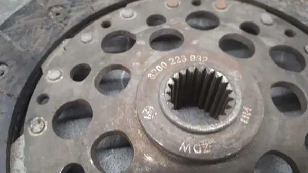 Disco de embreagem RENAULT LAGUNA II image 7