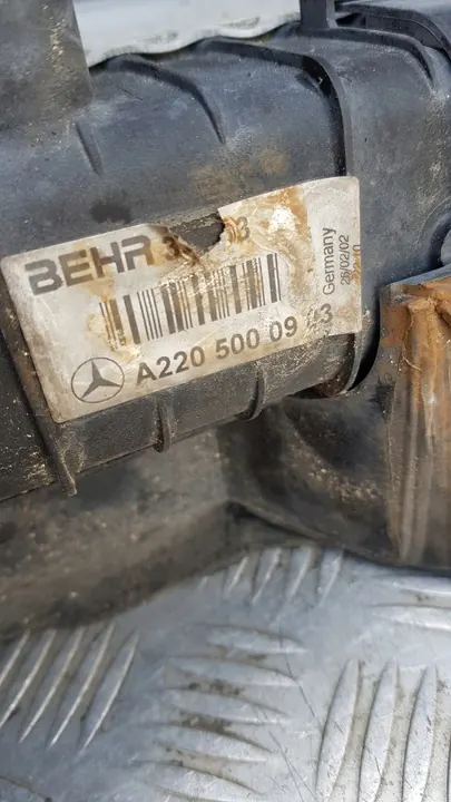 Waterkoeler Mercedes W220 S500 5.0 V8 A2205000903 image 8