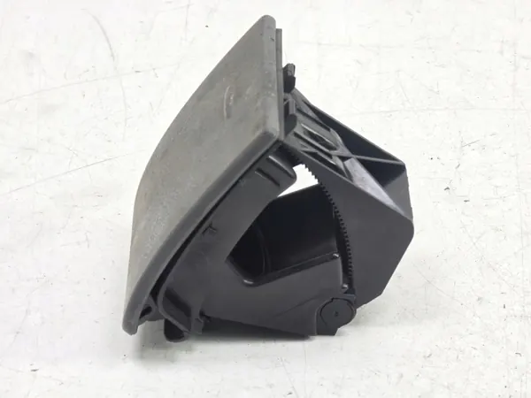 Vito Viano W639 Bekerhouder OEM A6396800458 2K image 6