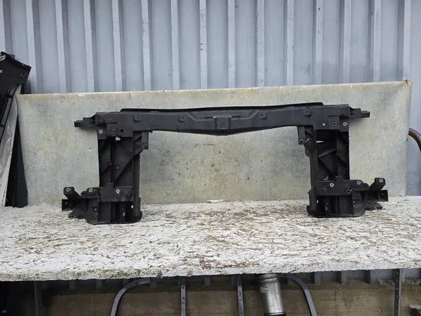 VW CRAFTER I 2E Reforço Frontal 2E0805591A image 2