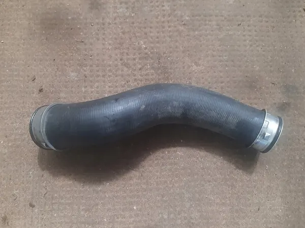 VW AUDI SKODA Intercooler-Rohr 5N0145834H image 2