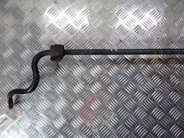 Taka stabilointitanko OEM 1K0511439E Audi A4 B8 image 4