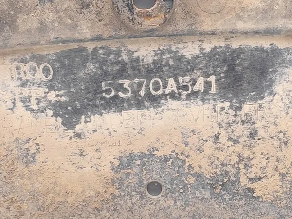 Peugeot 4007 Cubierta de parachoques delantera / Absorbedor 2009 SUV image 7