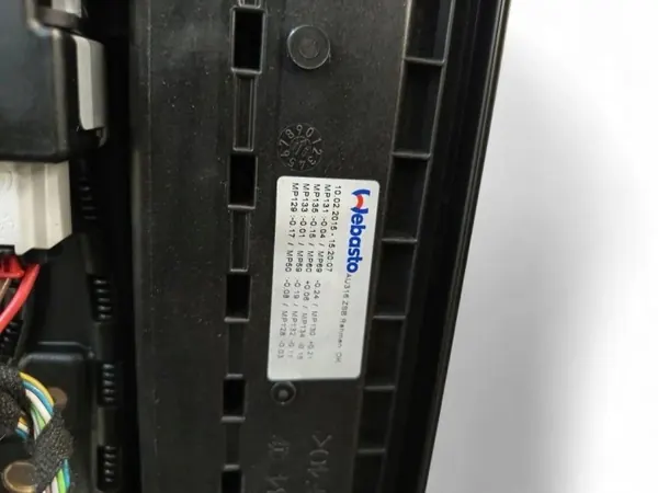 Audi Q3 8U Schiebedachmotor OEM 8U0959591A image 10