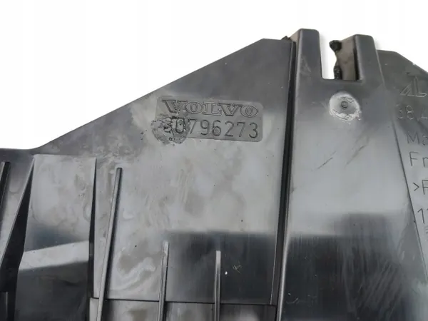 Volvo Derde remlicht OE 30796273 - Gebruikt image 3