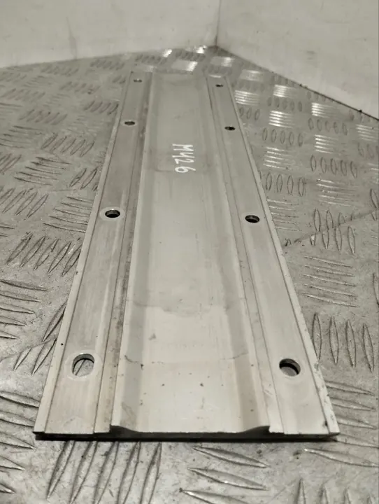 Support de renfort croisé OEM HY538741AB Aston Martin DB11 image 4
