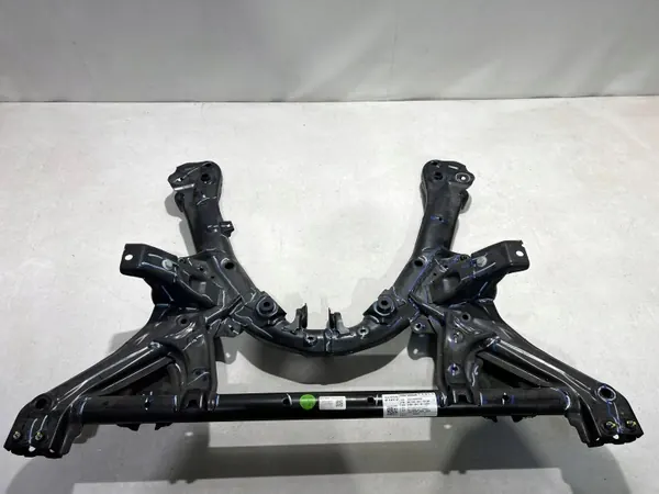 Carro Delantero Tesla OEM 1044531-01-B Usado image 2