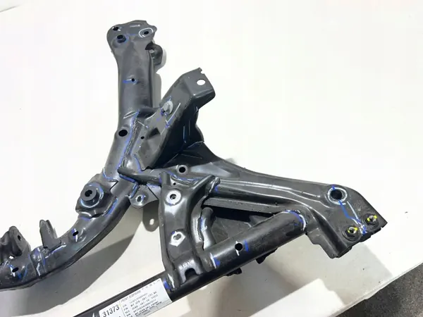 Carro Delantero Tesla OEM 1044531-01-B Usado image 3
