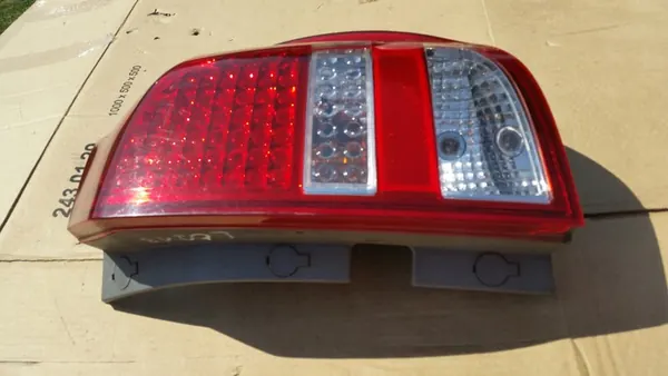 LÁMPARA TRASERA DERECHA KIA CEED I KOMBI 06-12 92402-1H300 image 2