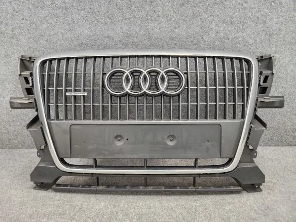 Cache Radiateur Audi Q5 OEM 8R0853651 2008-2012 image 2