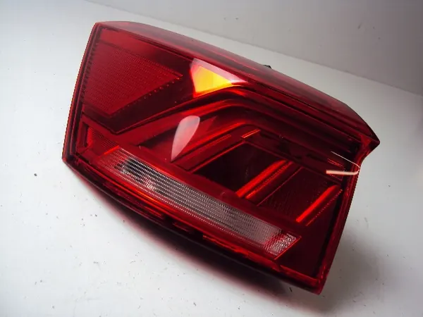 VW T-ROC LUZ TRASERA IZQUIERDA LED image 3