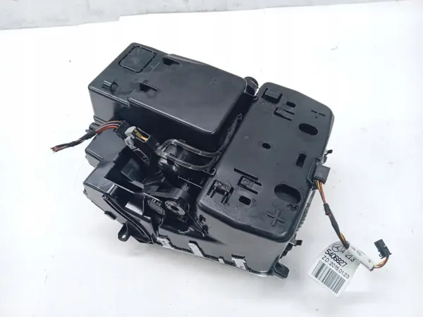 Hansikaslokero Mercedes-Benz E W213 OEM A2136806500 image 3