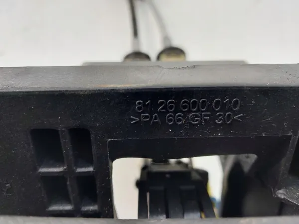 Vaihtoehto 55596497 8126600010 Opel Zafira C image 6