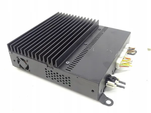 Äänivahvistin Jaguar XJ X350 image 2