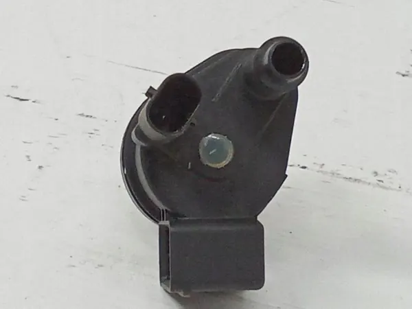 Polttoainehöyryventtiili OEM 06H905517T Audi TT image 2