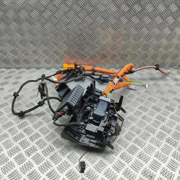 Câble de charge batterie Audi Q6 e-tron 85H971757A image 4