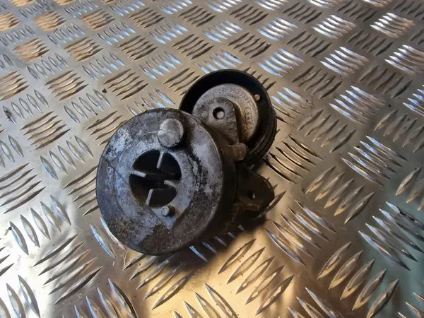 Tensor de correa alternador OEM 077903133F para Audi A8 image 3