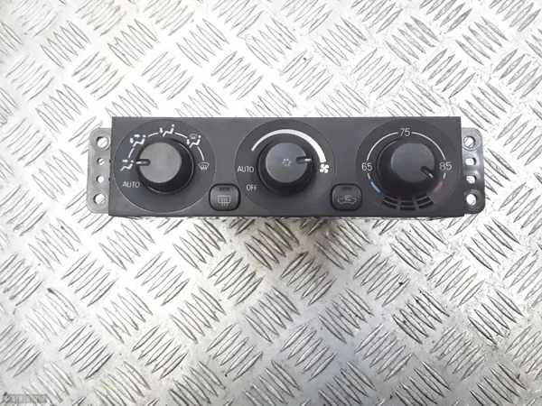 Módulo control AC Mitsubishi Montero OEM mr500650 image 2