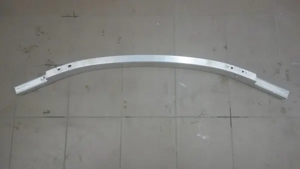 TESLA MODEL 3 17 - Puskuri Vahvistus image 3